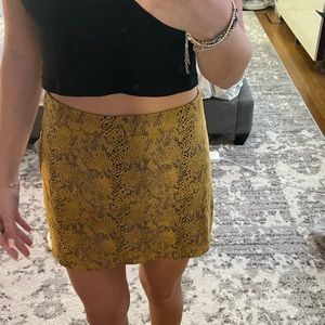 Leopard print yellow skirt